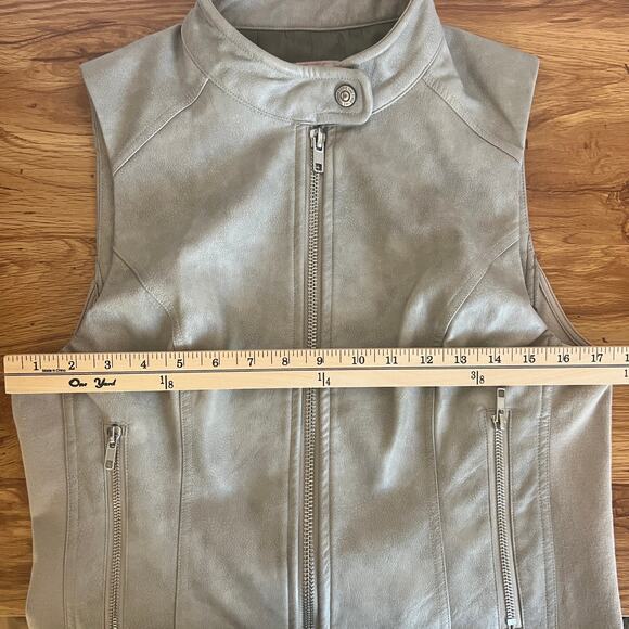 We The Free Sweeney Vegan Leather Vest Size S - Picture 11 of 12